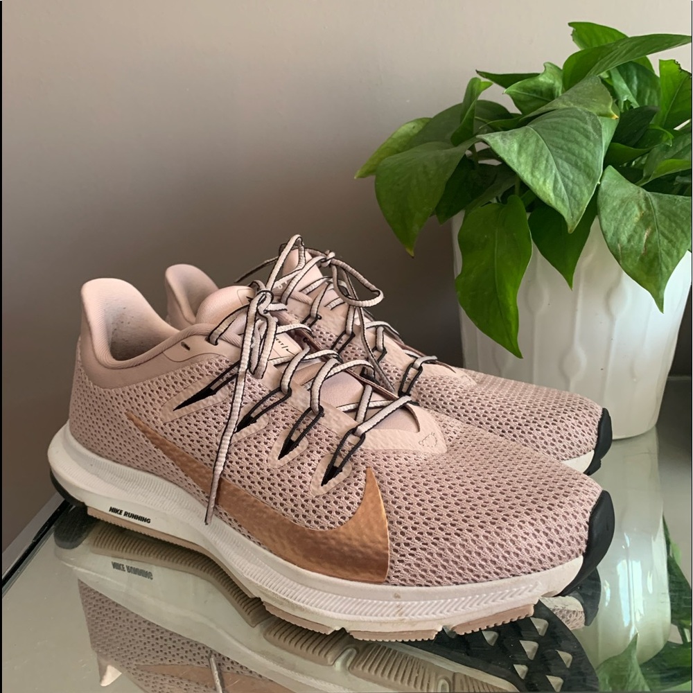 Nike running shoes 8.5 women